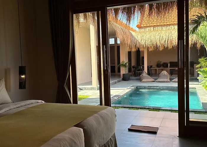 Private 3 Bedroom With Pool *