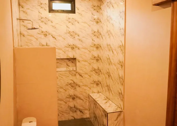 Private 3 Bedroom With Pool ヴィラ *